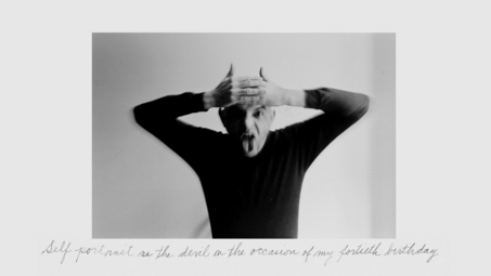 duane-michals-the-man-who-invented-himself-un-film-de-camille-guichard-photographie-narrative-portrait-fiction-texte-COVER